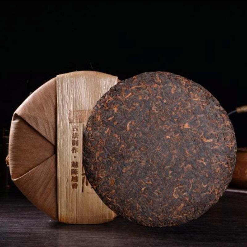 357g Organic Black Tea Premium Yunnan Old Tree Pu'er Tea Pu-Erh Cooked Tea Cake