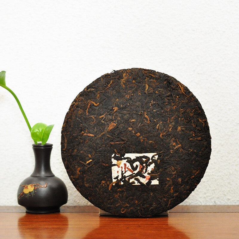 357g/12.59oz Tea Puerh Tea Cake Icelandic Ancient Puerh Tea Pu'er Ripe Tea