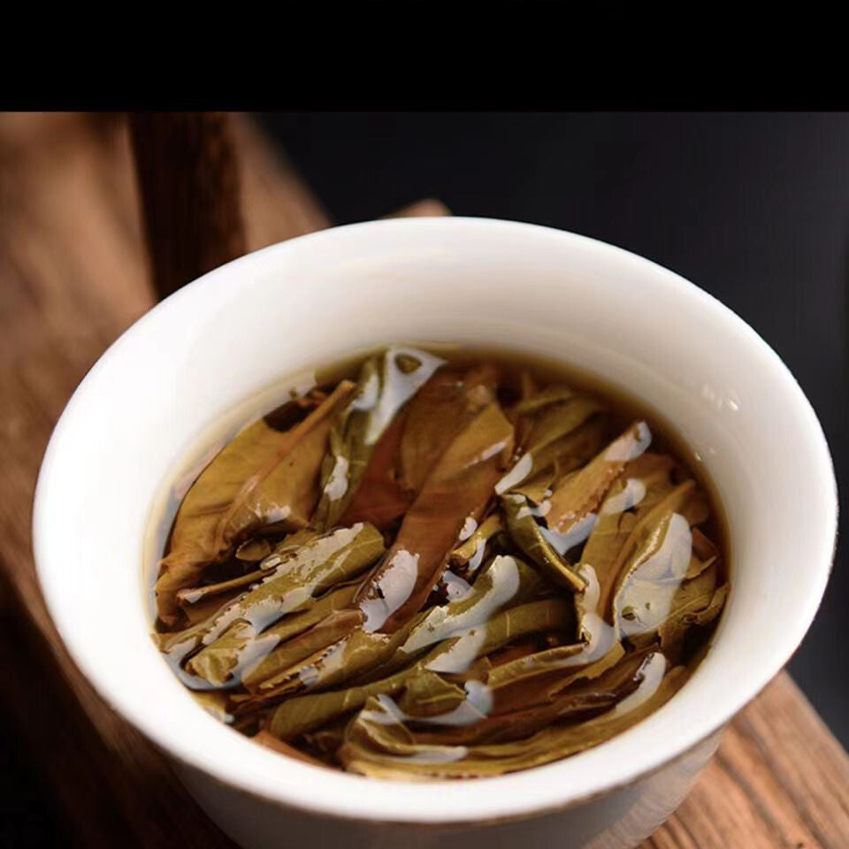 Old Pu-erh Sheng Tea 357g/12.59oz Yiwu Puerh Tea Cake Big Leaf Pu'er Tea