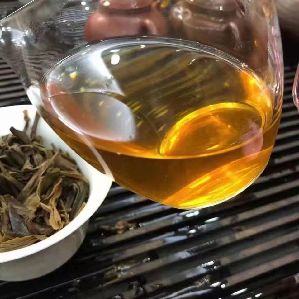 2003Yunnan Pu'er Tea Banzhang Spring Puer Raw Tea Brick Old Puerh Tea 500g