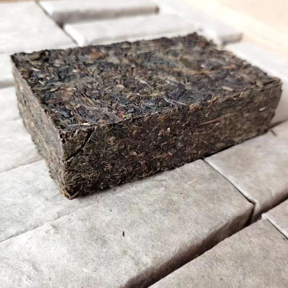 500g 2002 Banzhang Old Tree Puerh Raw Tea Yunnan Pu-erh Brick Tea Aged Pu'er Tea