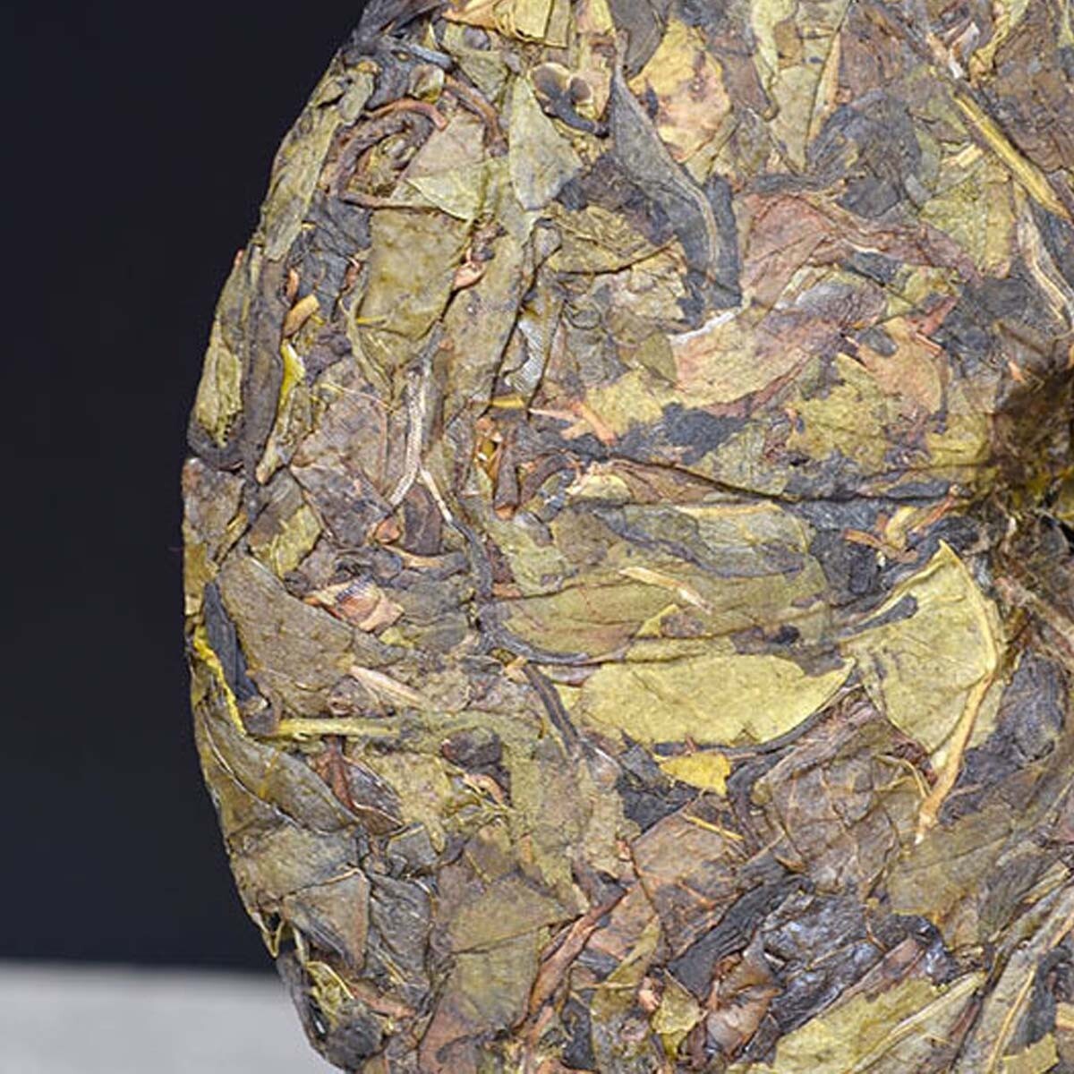Puerh Tea cha Tea Ancient Tree Golden Leaf Snowy Mountain Yunnan Big Leaf 357g
