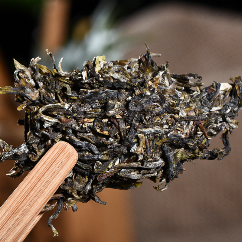 Pu-erh Tea Organic Green Tea 357g Spring Cha Tea High Mountain Ancient Tree