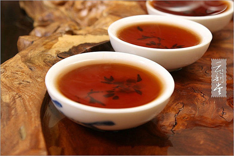 Naturally Organic Puerh Tea Black Tea Ripe Puer Tea Made in 1990 Chinese 357g