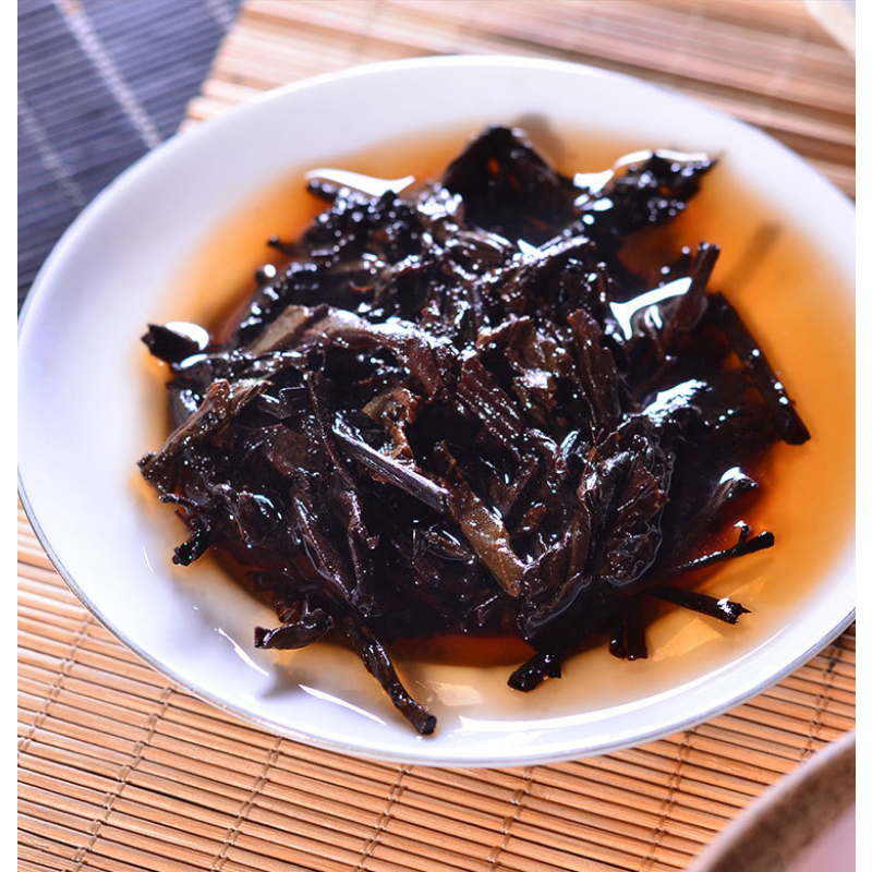 250g Organic Black Tea Yunnan Pu'er Tea Ripe Tea Brick Menghai Aged Brick Tea
