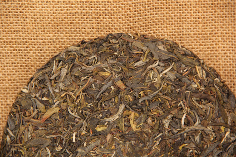 357g cha Puerh Tea Cake Tea Green Tea Ancient Trees Sheng Puerh Tea China Yunnan