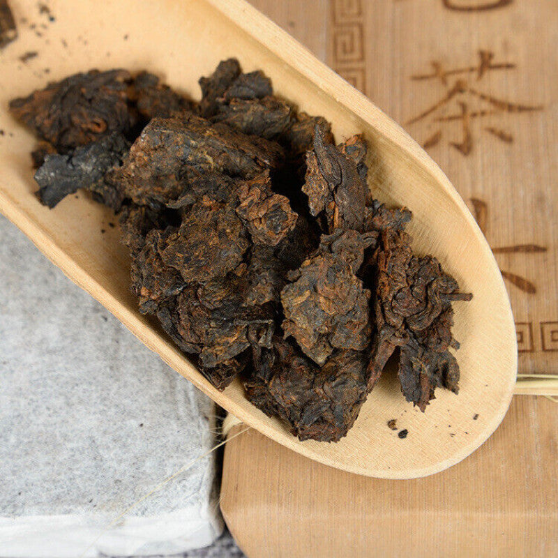 Natural Black Tea 250g Pu-erh Tea Old Tea Head Golden Bud Brick Ripe Tea Brick
