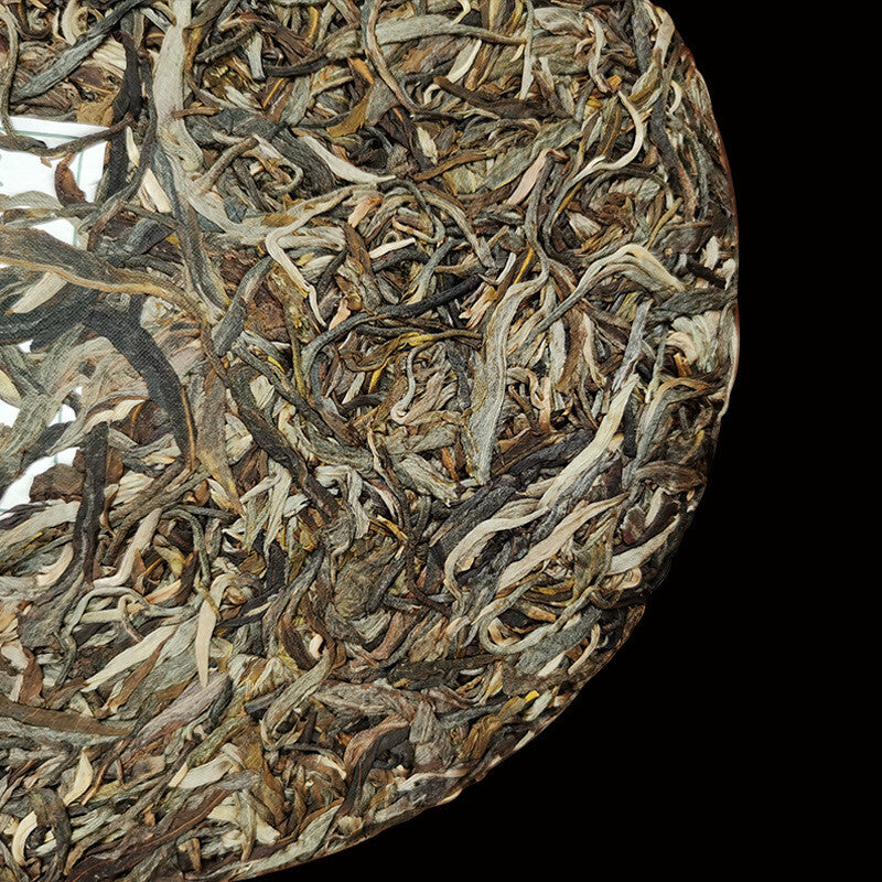 357g Yunnan Pu'er Tea Cake Lao Man'e Early Spring Tea Sweet Rhythm Pu'er Raw Tea