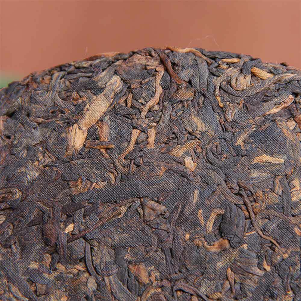 New! HaiWan Premium 9978 (batch 211) Lao Tong Zhi Old Comrade Ripe Puer Tea Cake