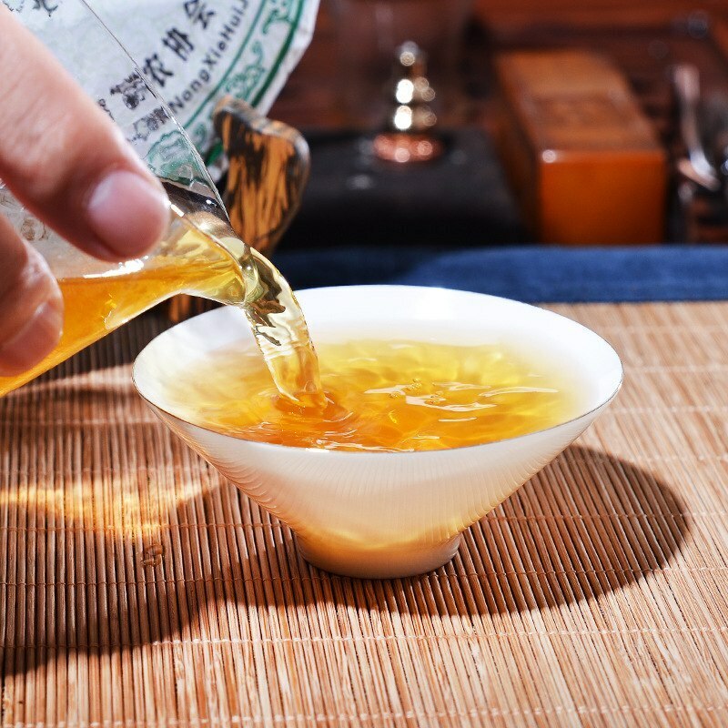 357g Raw Pu-erh Tea Cake Puer Tea The First Village Lao Ban Zhang Menghai