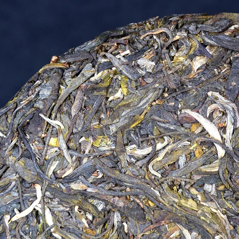 357g Yiwu Cha Tea Ancient Tree Spring Tea Yunnan Pu'er Tea Seven Seed Cake