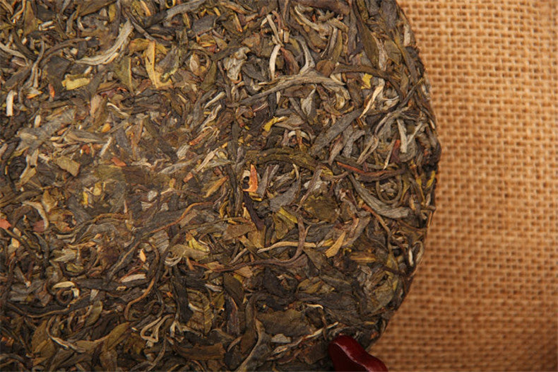 357g cha Puerh Tea Cake Tea Green Tea Ancient Trees Sheng Puerh Tea China Yunnan