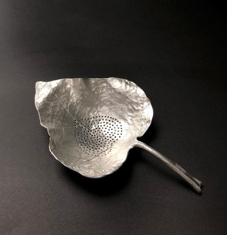 Creative Handmade Tin kung Fu Tea Infusers Tea Strainers Teapot Colander Tea Set