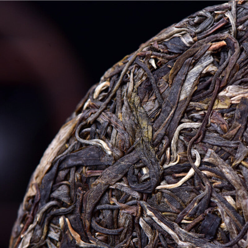 357g Yunnan Big Tree Pu'er Raw Tea Cake Spring Pu-Erh Tea Natural Green Tea