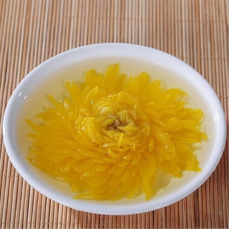 4 pieces chrysanthemum A large Cup of Organic Herbal Tea in Summer Gold Huang Ju