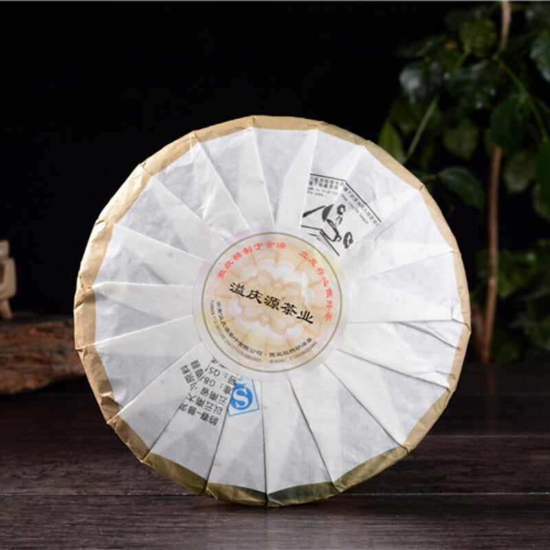 357g Top-Grade Chinese Dark Tea Yunnan Big Leaf Puerh Tea Cake Pu'er Ripe Tea