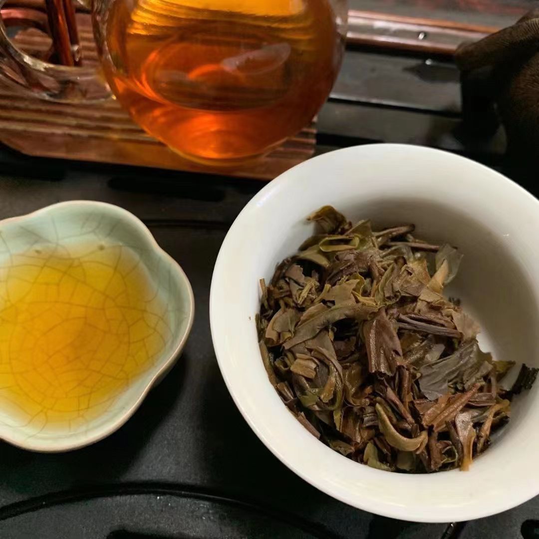 357g Yunnan Pu'er Tea Tong Qing Hao Old Puerh Tea 2008 Aged Pu-erh Raw Tea Cake