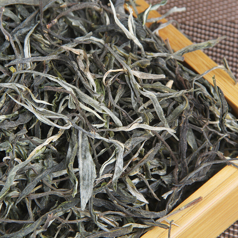 Yunnan Big Tree Pu'er Green Tea Puer Tea Spring Pure Pu-Erh Tea In Bulk 500g