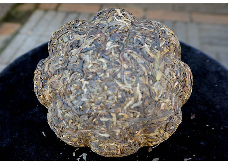 2013 Yunnan Menghai Brown Gong Tea Melon Pu'er Tea Raw Tea Ancient Tree 500g