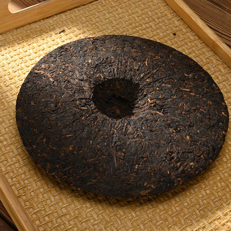 357g Yunnan Tea Puerh Tea Wholesale Jingmai Golden Bud Puerh Ripe Pu'er Tea Cake