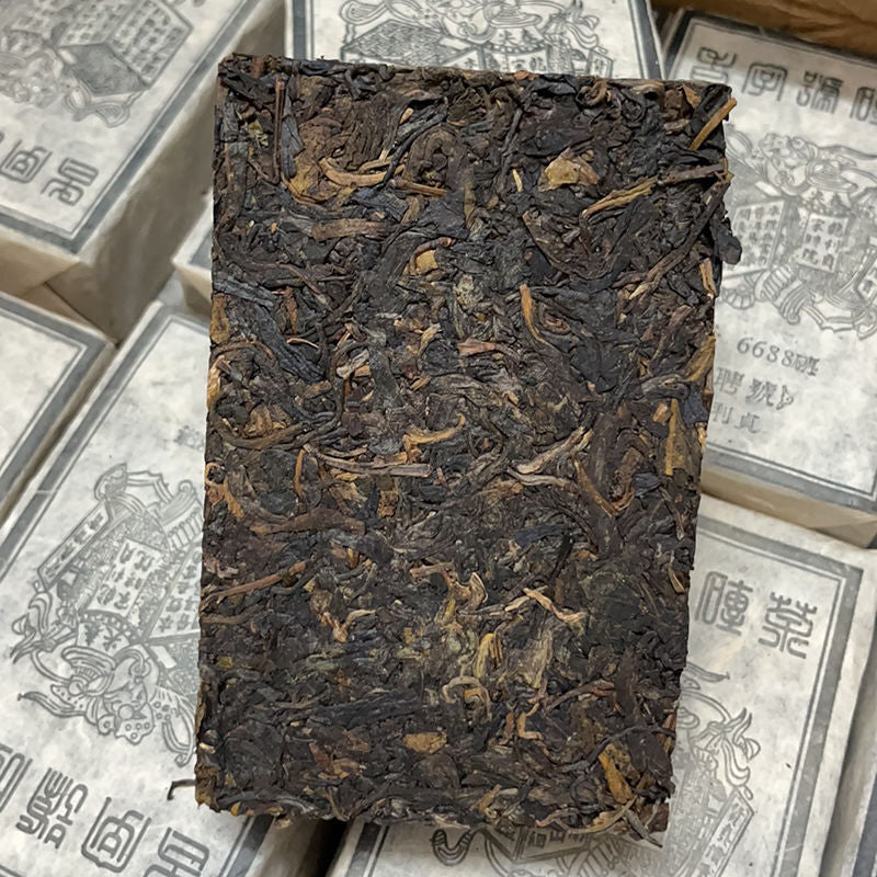 500G Raw Tea Pu'er Tea High Smoke Fragrance 2006 Century Old Brand Tea Brick