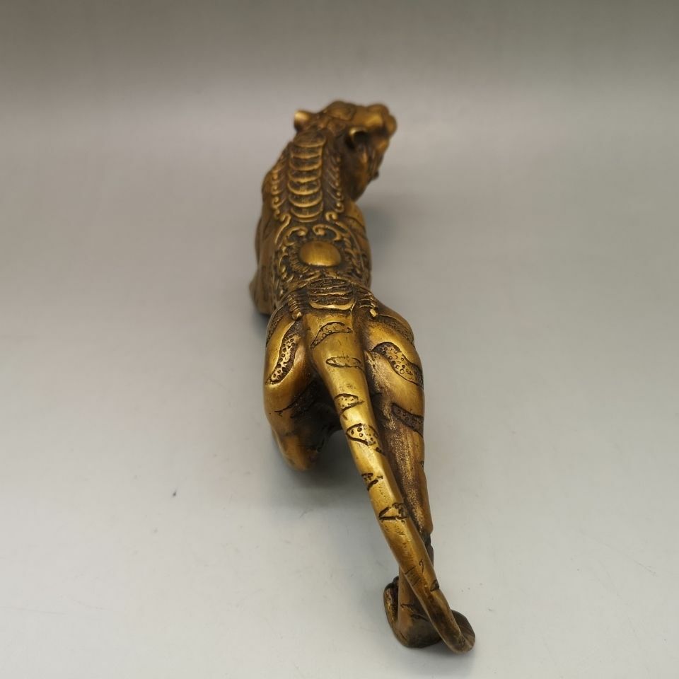 9.8" Chinese Antique Brass Tiger Ornament Statue