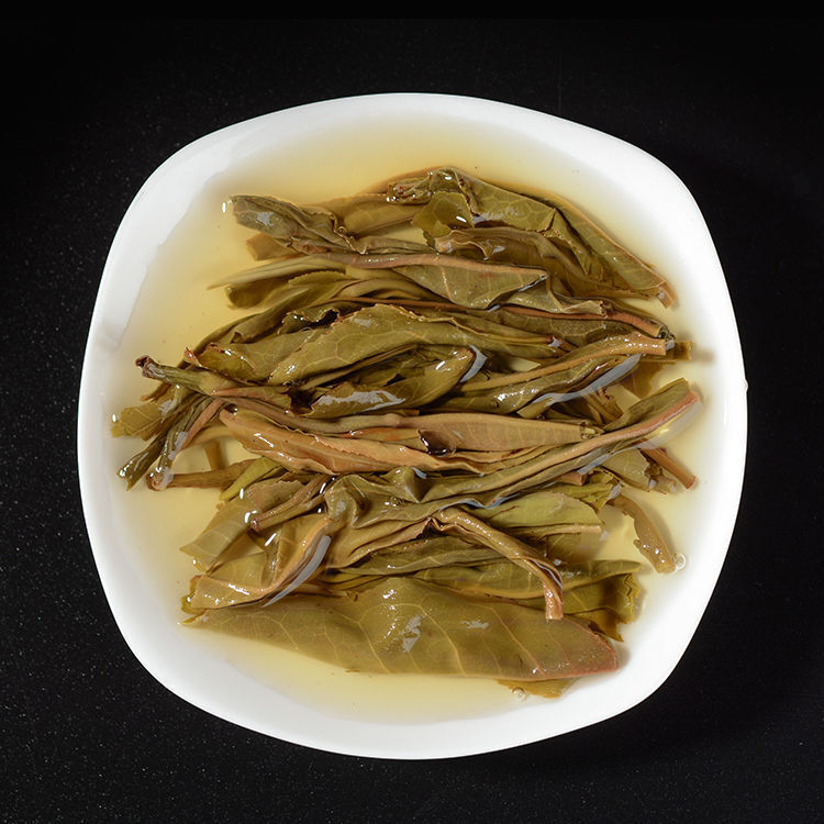 Yunnan Puerh Tea Raw Tea Iceland Nanjiao Ancient Tree Tea Puerh 714g/two piece
