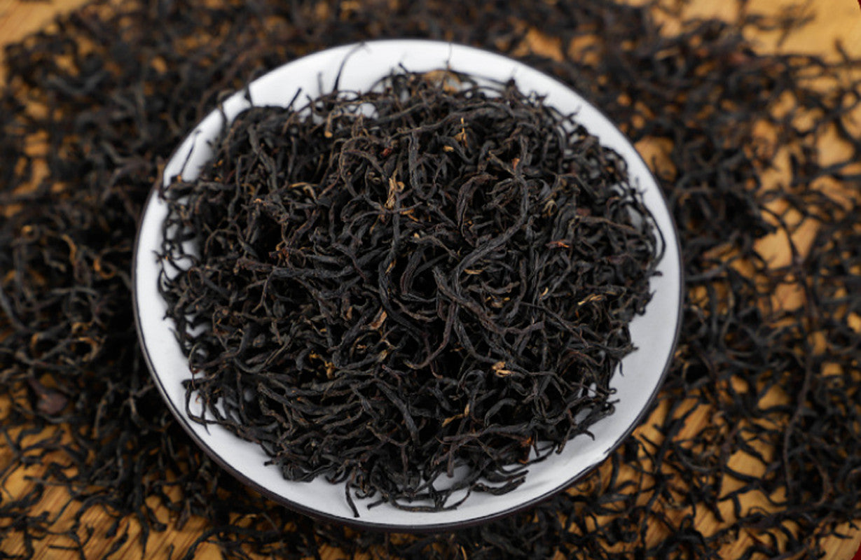 250g Wuyi Organic Black Red Tea Warm Stomach Tea Premium Lapsang Souchong Tea