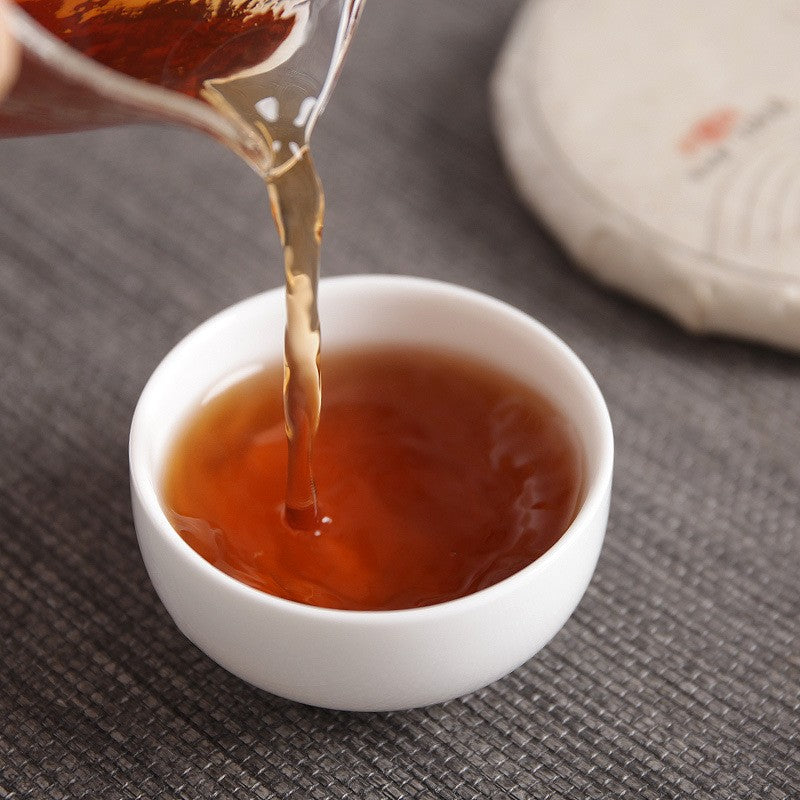 100g Yunnan Old Pu'er Tea 2021 Menghai Ripe Tea Mini Tea Cake Big Tree Tea