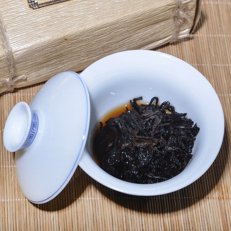 Cooked tea Brick tea 500g Pu'er Tea Icelandic ancient tree cooked tea brick