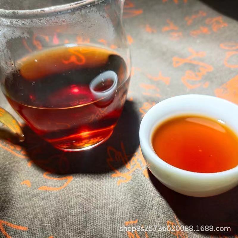 357g Yunnan Pu'er Tea Lincang Iceland Ripe Tea Cake Tea Pu'er Tea Cake