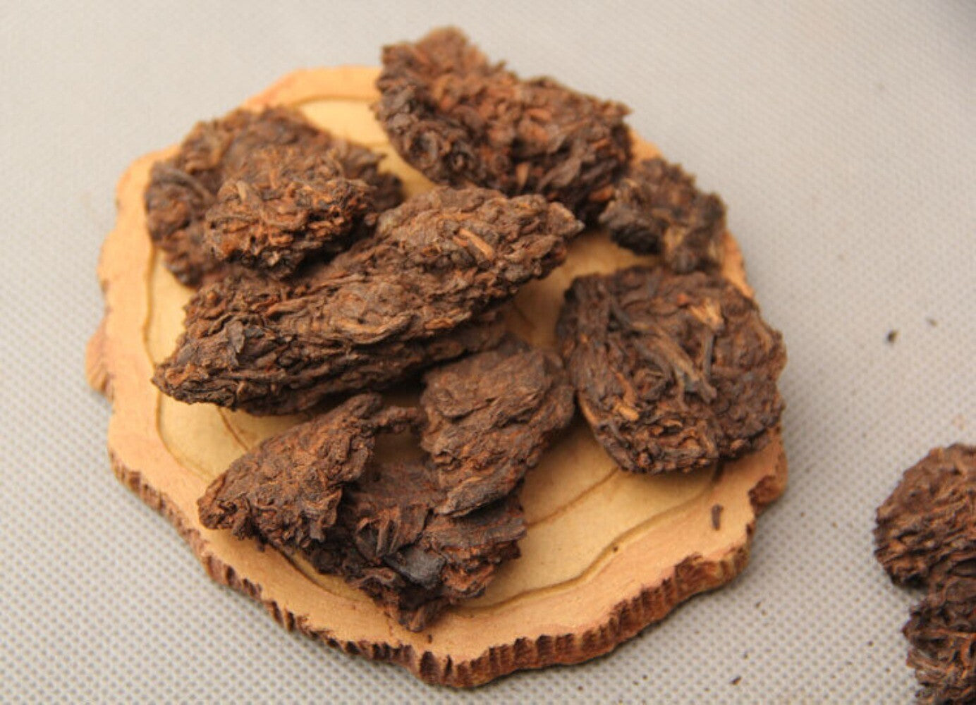 Aged Golden Buds Lao Cha Tou Pu'er Pu-erh Loose Tea Puer Ripe Shu 250g