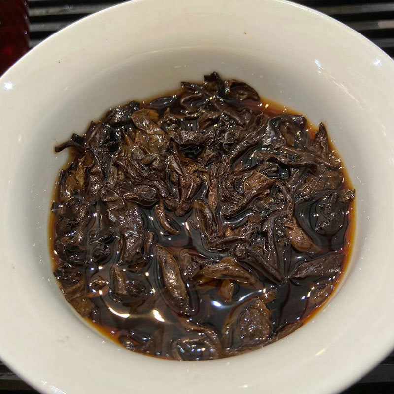 Pu'er Tea Cooked Tea Jinbanzhang Jinya Tea Brick 250g Puerh Tea Cooked Pu-er Tea