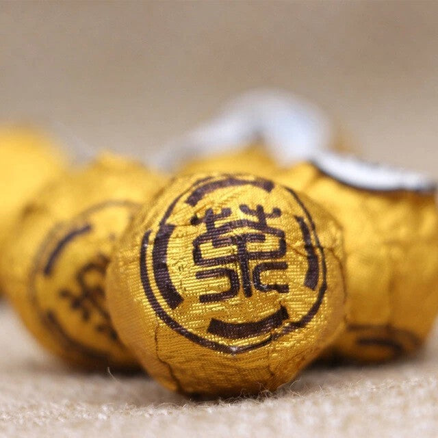 500g Organic Ball-shaped Aged Shou Mei Longevity Eyebrow Handmade White Tea Ball