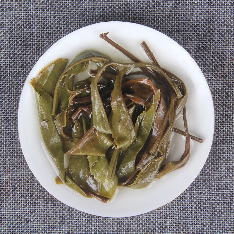 Pu'er Tea Daxueshan Ancient Tree Tea Bazi Tea Handmade Tea 400g Pu'er Raw Tea