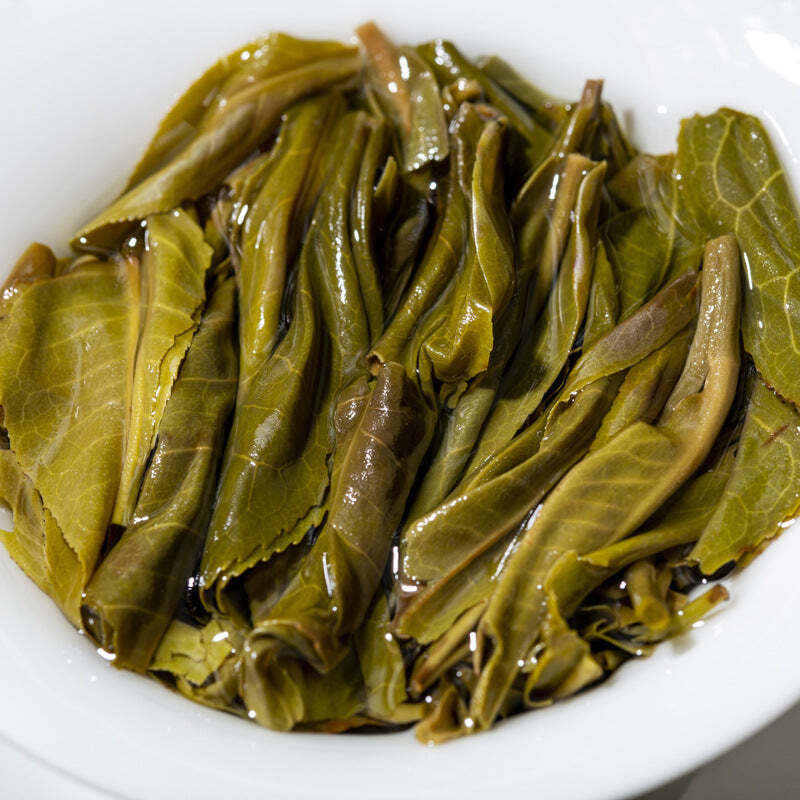 Guafengzhai Pu'er Raw Tea Cake 357g Old Tree Puerh Tea Chinese Organic Green Tea