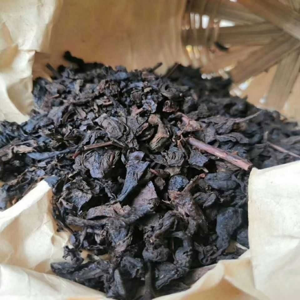 1990s Liubao Tea Black Tea Loose Tea Guangxi Aged Liu Pao 800g Basket Packed