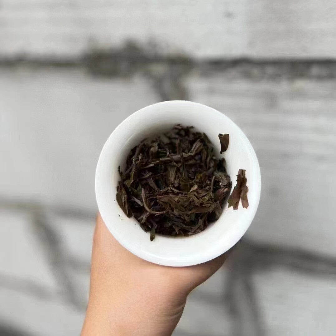 357g Yunnan Old Puer Raw Tea Cake 2004 Bulang Aged Pu-erh Cake Tea Raw Puerh Tea