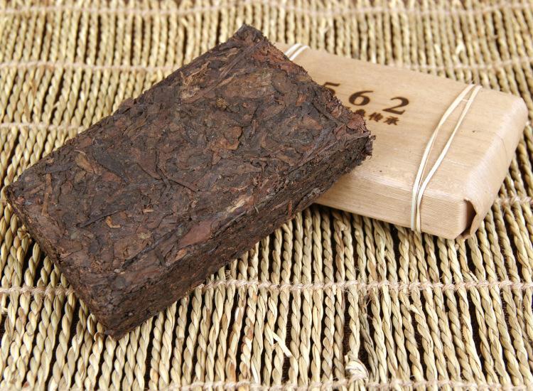 Yunnan Pu er Tea 5A Grade Menghai Ripe Puerh Tea Brick 7562 250g Old Pu-erh Tea