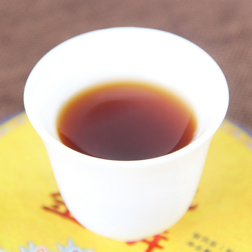 Natural Menghai Big Tree Shu Puerh Tea 200g Palace Gold Cake Ripe Puer Tea