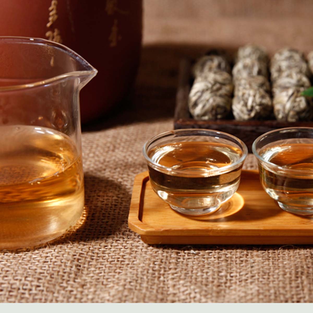Yunnan Pu-erh Tea cha Tea Mini Dragon Ball White Silver Needle Health Green Food