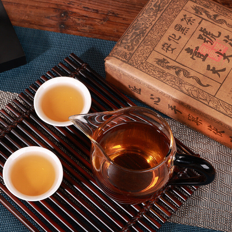 Tianjian Fu brick black tea raw tea golden flower black tea 920g Anhua black tea
