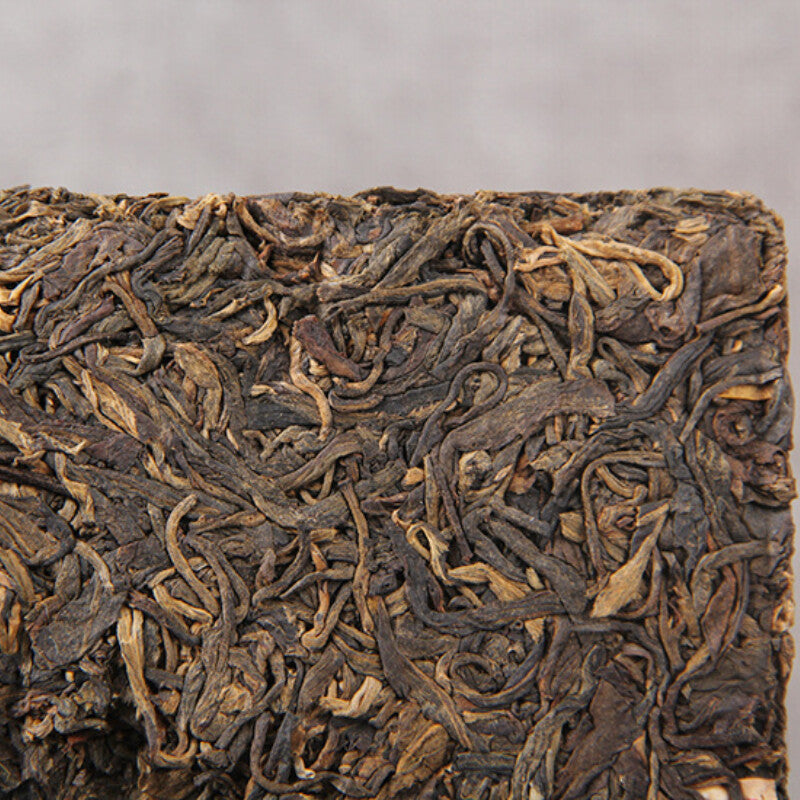 Yunnan Natural Pu-erh Green Tea 250g Premium Prize Raw Pu'er Tea Brick Gift Tea