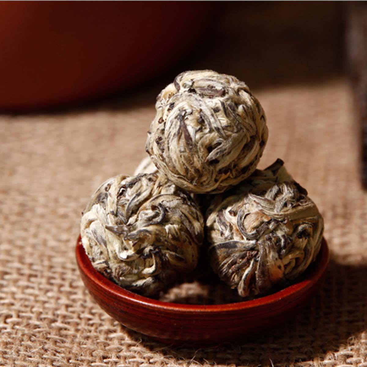 Yunnan Pu-erh Tea cha Tea Mini Dragon Ball White Silver Needle Health Green Food
