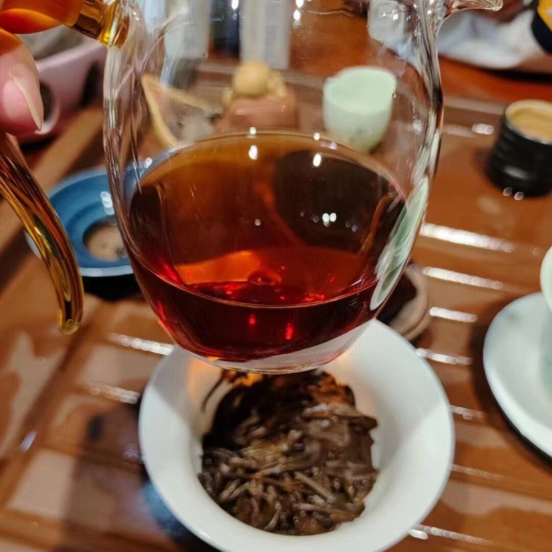 357g Yunnan 1990 Da Xue Shan Aged Pu'er Tea Old Pu-erh Ripe Tea Cake Puerh Tea