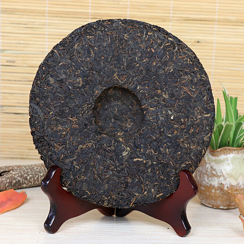 2017 TAETEA Menghai Dayi Wei Zui Yan Classic Ripe Pu'er Tea Puerh Tea Cake 357g