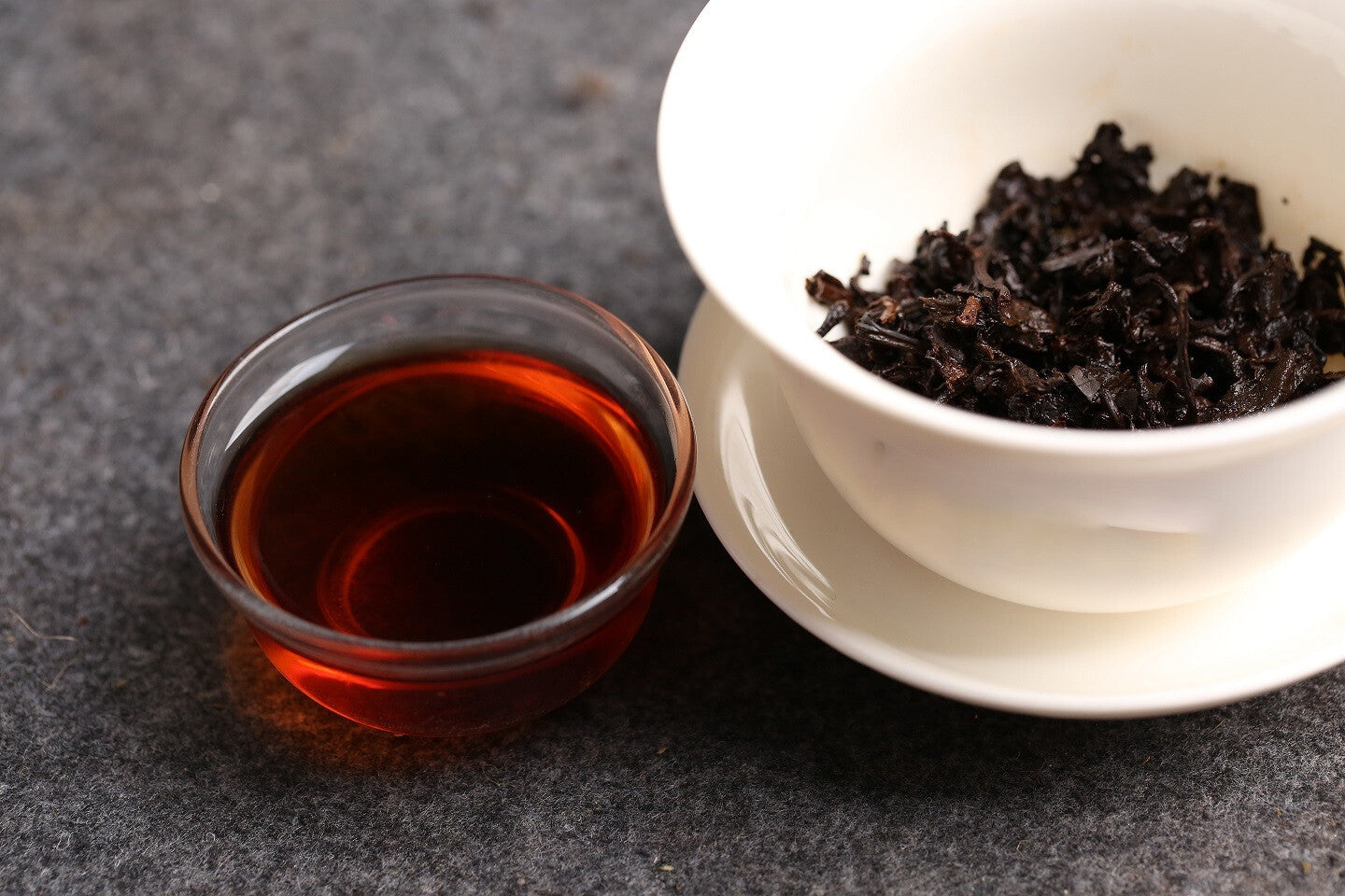357g Yunnan Nuoxiang Tea Shen Yun Gu Shu Pu'er Tea Cake Tea