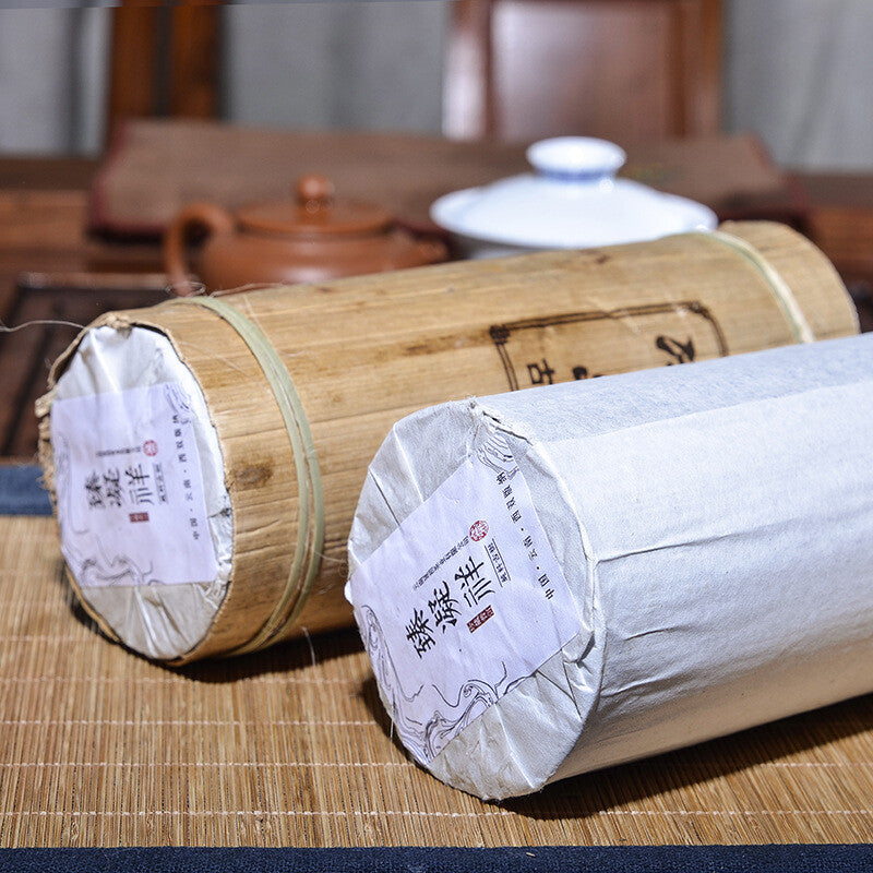 Small Family Sai Ancient Tree Tea 1000g Pu'er Tea Tuo Tea Pu'er Tea Column