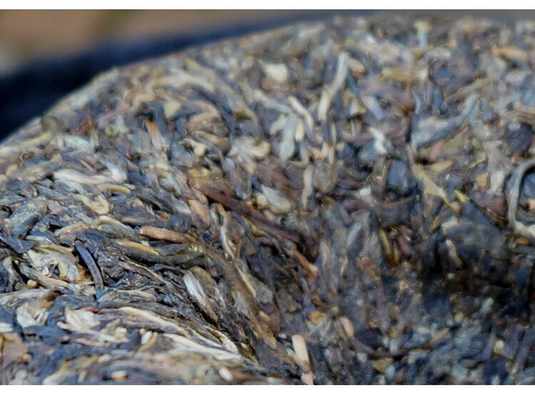 2013 Yunnan Menghai Brown Gong Tea Melon Pu'er Tea Raw Tea Ancient Tree 500g