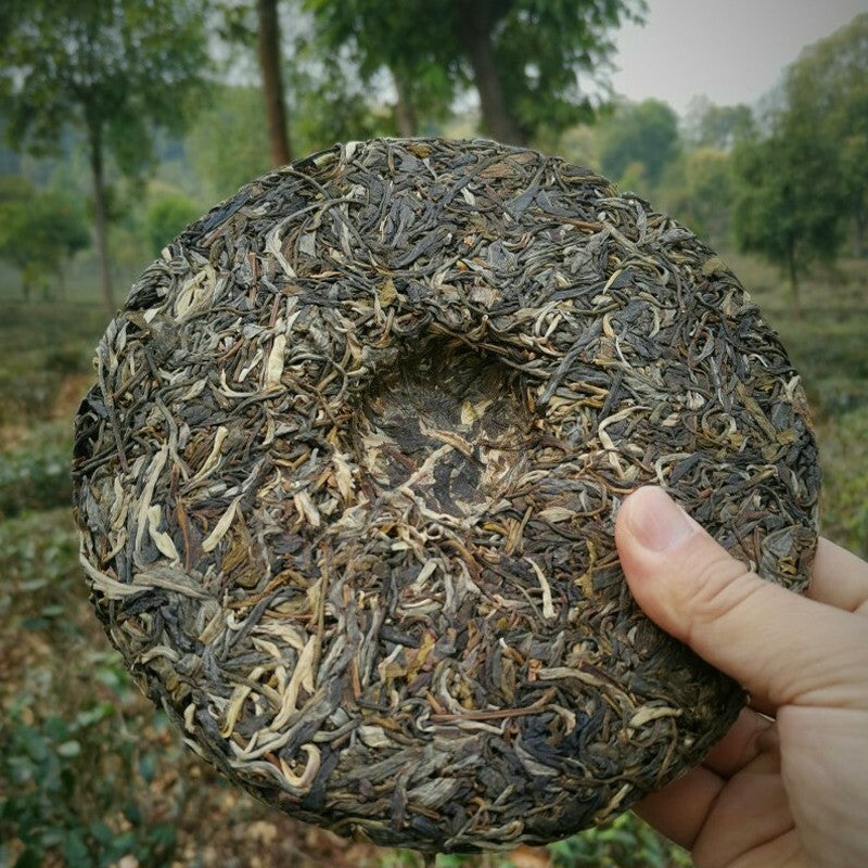 357g Top Green TeaZhonghong India Mengku Spring Tea Yunnan Pu'er Tea Cake